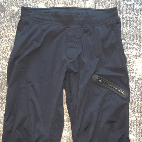 Lululemon Seawall Track Pant II Black Sz L - Picture 6 of 11